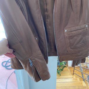 Beautiful, perfect condition, buttery leather jack